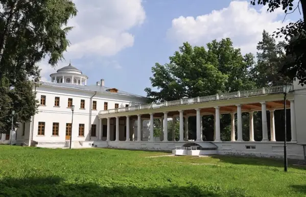 Усадьба Остафьево