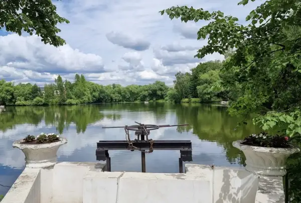 Парк на территории Остафьево