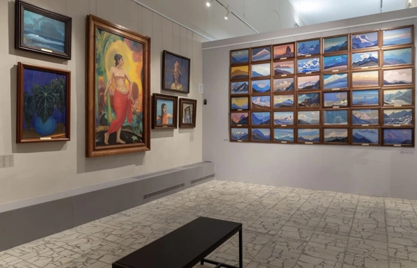 Выставочный зал в Музее Рерихов на ВДНХ