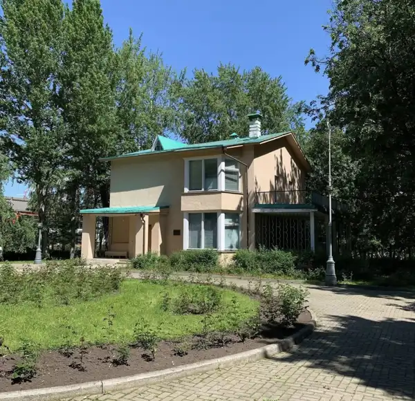 Экскурсия для школьников по дому-музею С.П. Королева