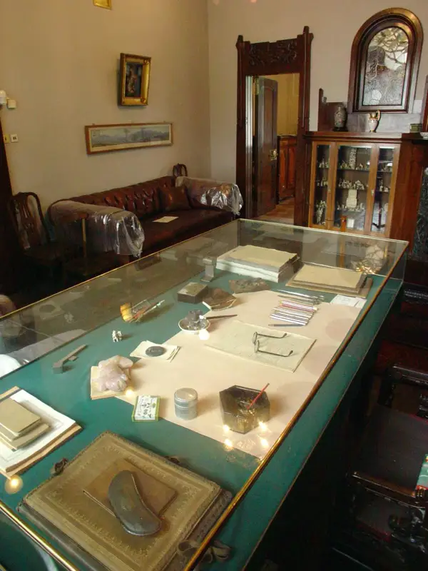 Личные вещи А.М.Горького в музее-квартире