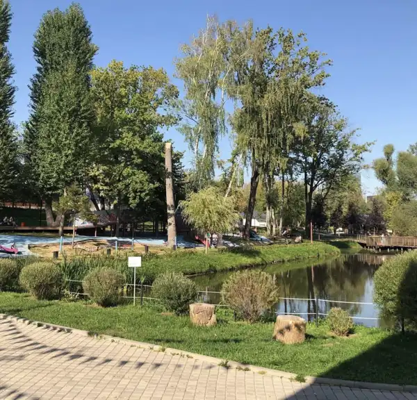 Территория городской фермы на ВДНХ