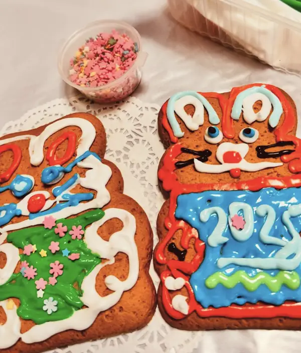 Мастер-класс по росписи пряников на фабрике